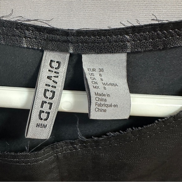 H&M Black Pleated Tank Top Blouse - Picture 6 of 7